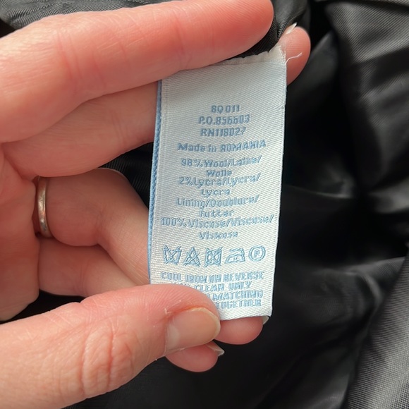 Boden black skirt size 6 - Picture 4 of 6